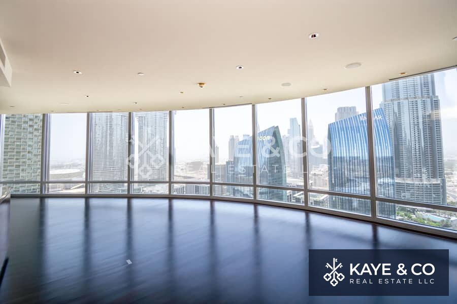 Three bedrooms · DIFC view · column-free
